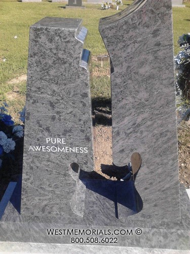 Headstone For Dogs Grave Pueblo CO 81001